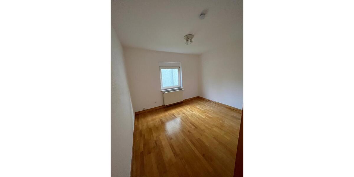 Erdgeschoßwohnung Wiesbaden Schierstein - 3 Zimmer, 53 m&sup2;, 209.000&euro; | Angebot:25408931