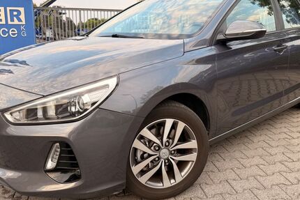 Hyundai i30 177.000 km 10.600 &euro; Mainz-Kastel 55252