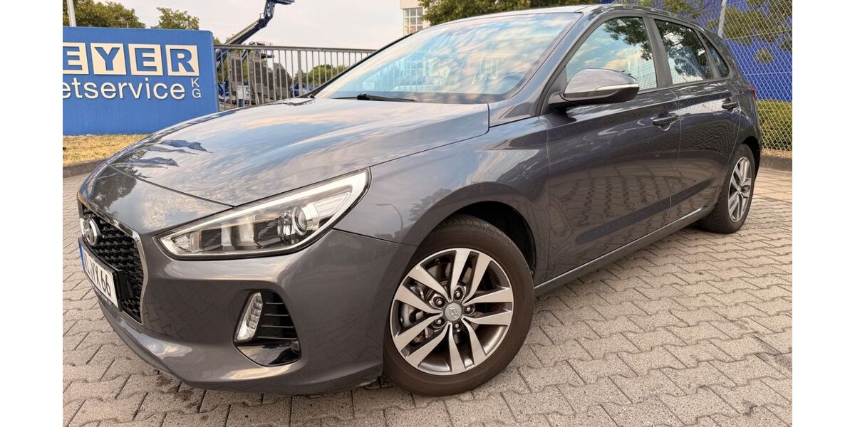 Hyundai i30 177.000 km 10.600 &euro; Mainz-Kastel 55252