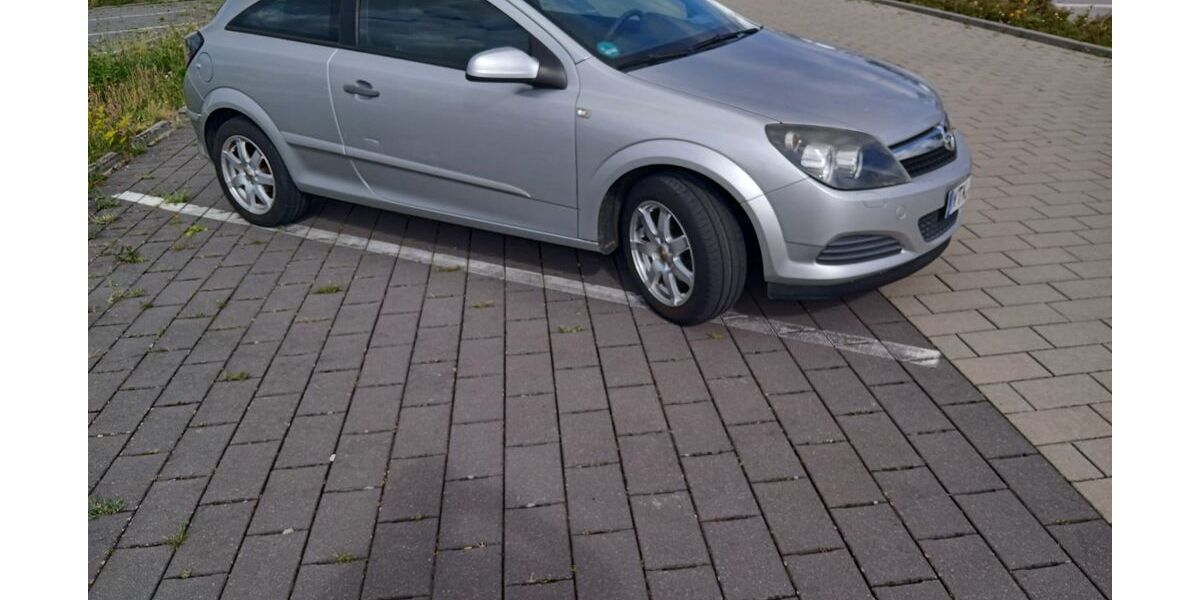 Opel Astra 215.000 km 2.650 &euro; Hochheim 65239