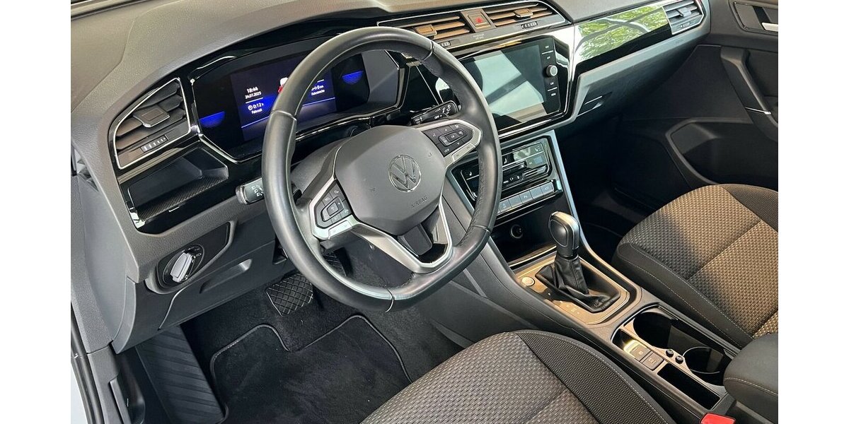 VW Touran Comfortline BMT Start-Stopp 7 Sitzer *Pano* 75.850 km 27.499 &euro; Mainz-Kostheim 55246