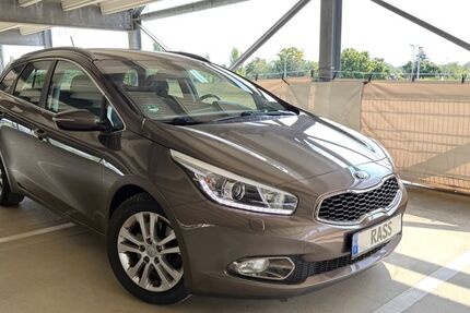 Kia ceed Sportswagon 79.631 km 13.890 € Ginsheim Gustavsburg 65462