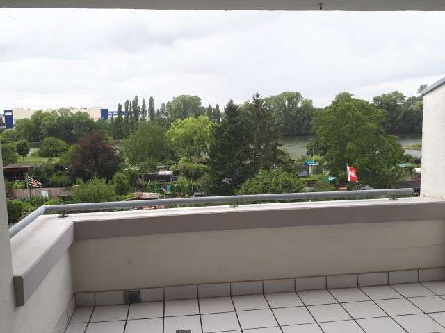 Wohnung zum Mieten in Gustavsburg 1.300 € 104 m² 3 zimmer