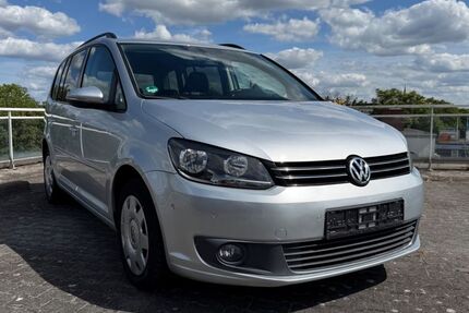 VW Touran 189.800 km 7.490 &euro; Wiesbaden 55252