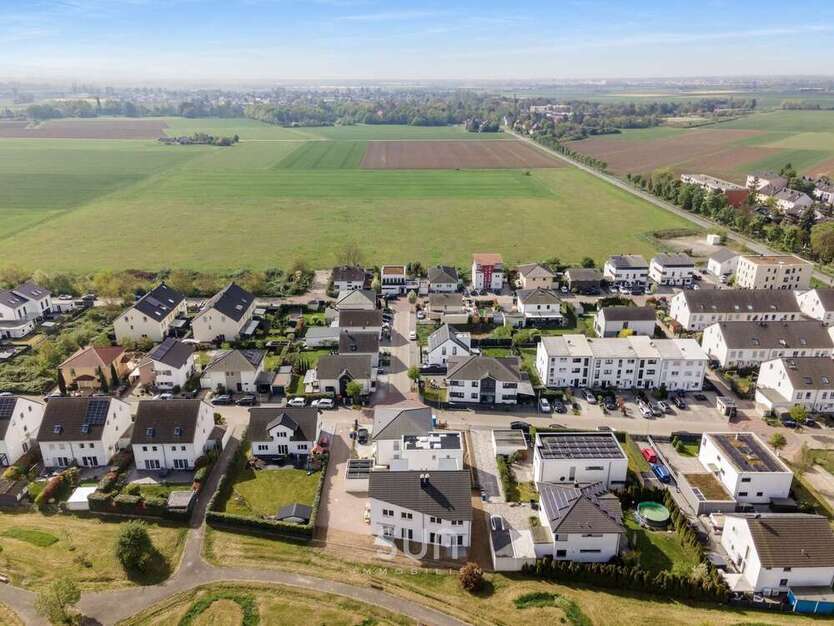 Haus zum Kaufen in Riedstadt 599.500 € 163.1 m²