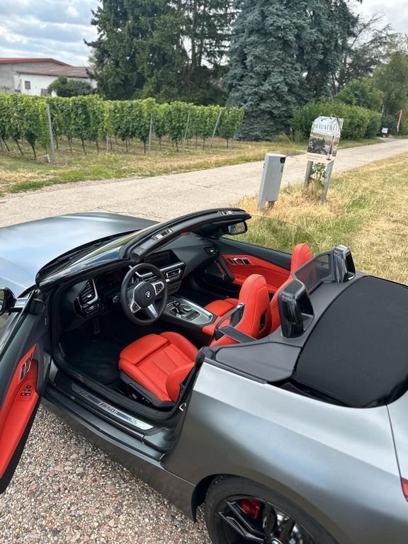 Z4 M40i