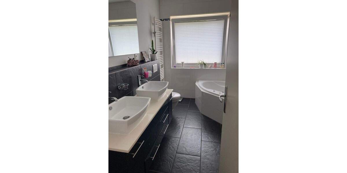Bungalow Idstein Nieder-Oberrod - 7 Zimmer, 197 m&sup2;, 650.000&euro; | Angebot:25778828