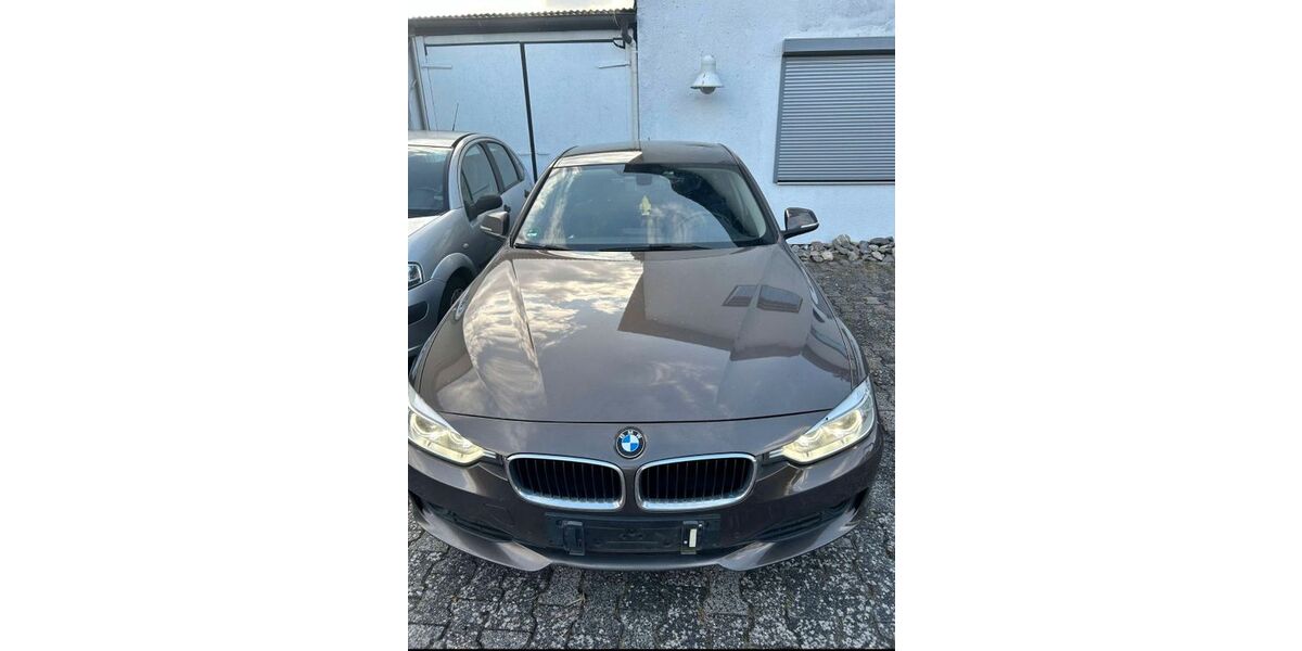 BMW 320 223.000 km 7.200 &euro; Wiesbaden 65183