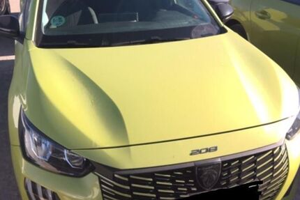 Peugeot 208 16.189 km 15.480 &euro; Rüsselsheim 65428