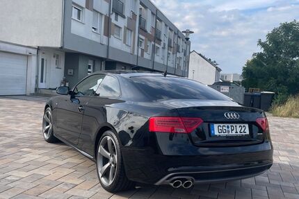 Audi A5 172.000 km 14.900 &euro; Kelsterbach 65451