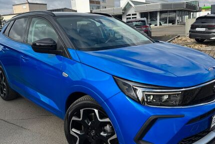 Opel Grandland (X) 13.075 km 24.590 &euro; Mainz 55120