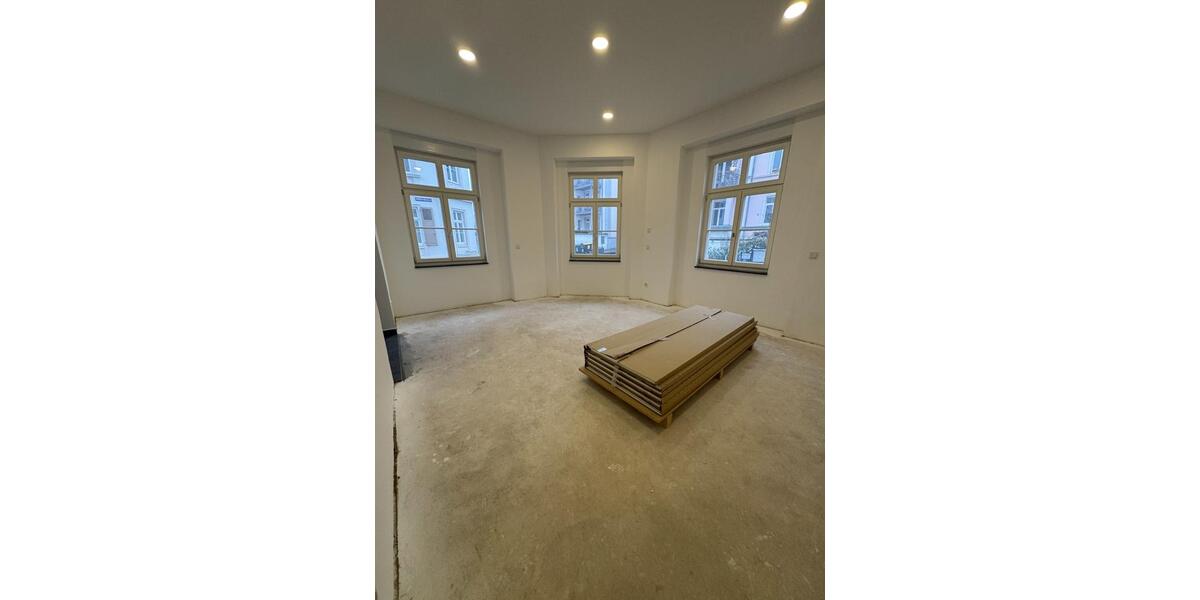 Hochwertig sanierte 3-Zimmer-Wohnung mit Denkmalcharakter 3 zimmer