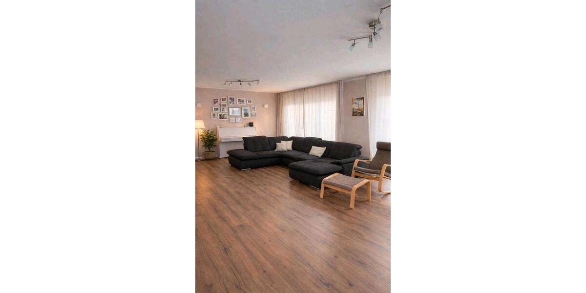Einfamilienhaus Taunusstein - 6 Zimmer, 200 m&sup2;, 989.000&euro; | Angebot:26715407