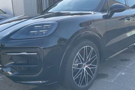 Porsche Cayenne 5.300 km 149.345 &euro; Flörsheim am Main 65439