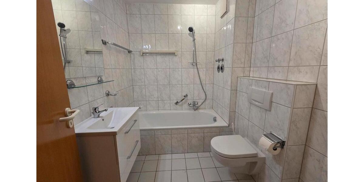 Etagenwohnung Ingelheim am Rhein - 3 Zimmer, 90 m&sup2;, 850&euro; | Angebot:25521223