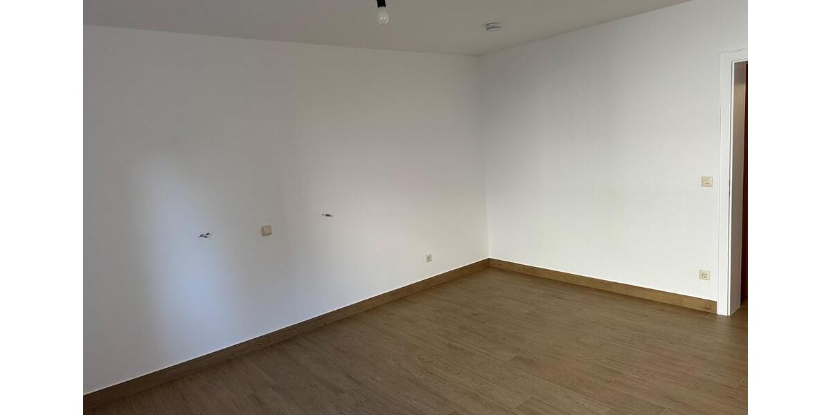 Etagenwohnung Mainz Mombach - 3.5 Zimmer, 98 m&sup2;, 1.350&euro; | Angebot:24660184