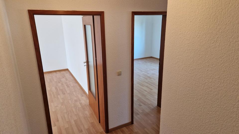 Erdgeschoßwohnung Wiesbaden Schierstein - 2 Zimmer, 65 m&sup2;, 900&euro; | Angebot:26338615