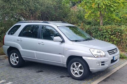Kia Sportage 168.000 km 4.700 &euro; Wiesbaden 65205