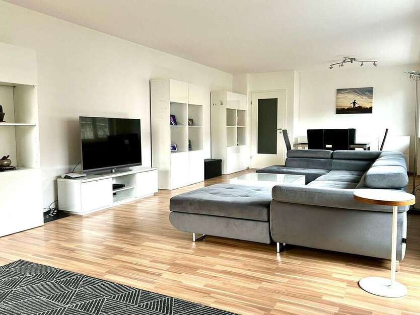 Wohnung zum Kaufen in Frankfurt 945.000 € 141 m²