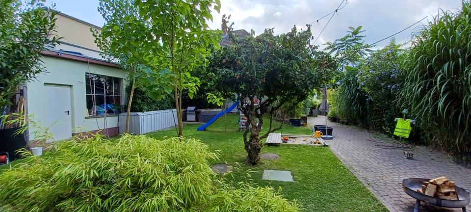 Einfamilienhaus Mörfelden-Walldorf Walldorf - 10 Zimmer, 300 m&sup2;, 970.000&euro; | Angebot:25615793