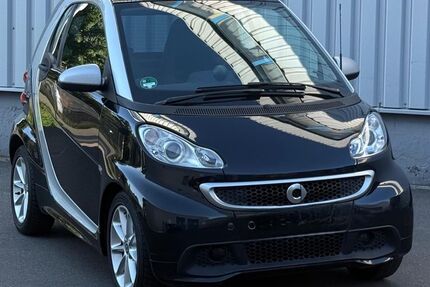 Smart ForTwo 96.000 km 5.850 &euro; Wiesbaden 65203