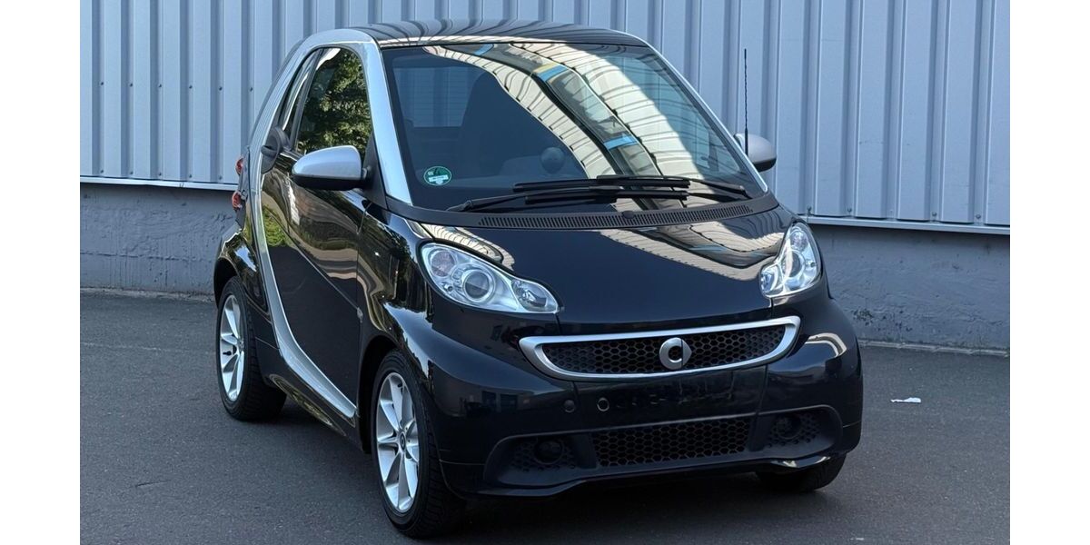 Smart ForTwo 96.000 km 5.850 &euro; Wiesbaden 65203