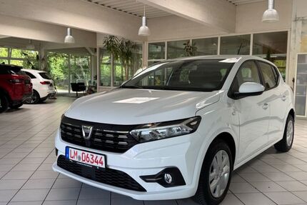 Dacia Sandero 25.000 km 12.499 € Selters 65618