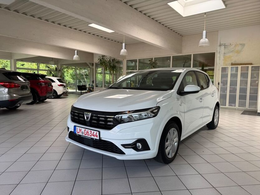 Dacia Sandero 25.000 km 12.499 € Selters 65618