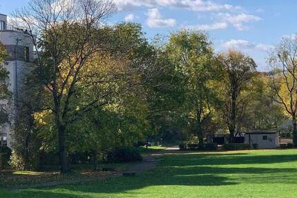 Modernes Apartment mit EBK, Terrasse, Aufzug, Tiefgarage in Wiesbaden-Südost 3 zimmer
