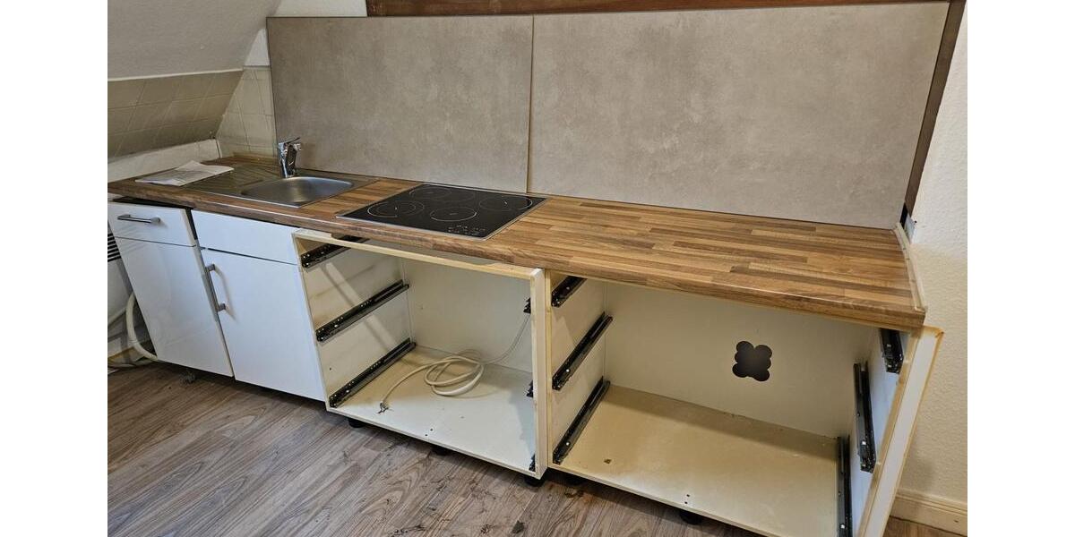 Dachgeschoßwohnung Wiesbaden Bierstadt - 3 Zimmer, 71 m&sup2;, 1.200&euro; | Angebot:25304721