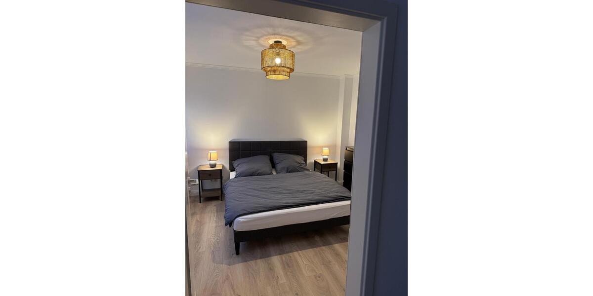 Hochparterre Wiesbaden Südost - 2 Zimmer, 70 m&sup2;, 1.435&euro; | Angebot:24513808