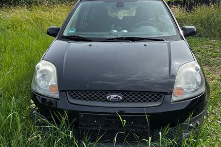 Ford Fiesta 262.000 km 1.250 &euro; wörrstadt 55286