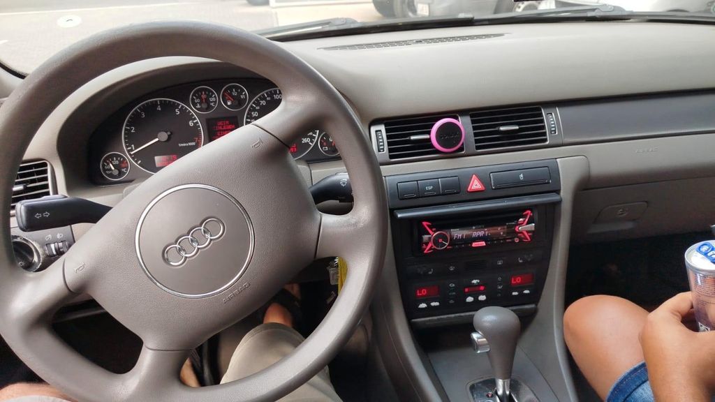 Audi A6 270.000 km 1.300 &euro; Flörsheim 65439