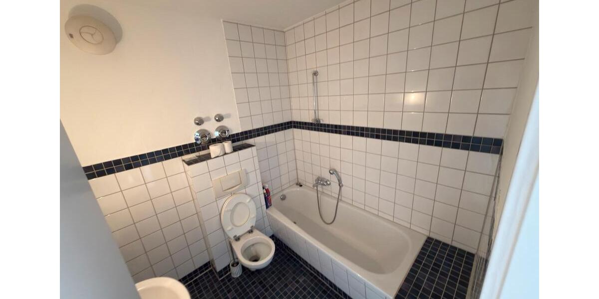 Etagenwohnung Wiesbaden Mainz-Amöneburg - 2 Zimmer, 47 m&sup2;, 990&euro; | Angebot:26323162