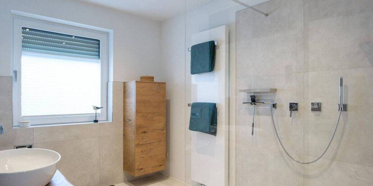 Einfamilienhaus Ingelheim Wackernheim - 7 Zimmer, 228 m&sup2;, 925.000&euro; | Angebot:26044468