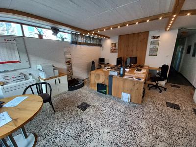 OPTIMALES INVESTMENT: WERKSTATT, LAGER, WOHNUNGEN 15 zimmer