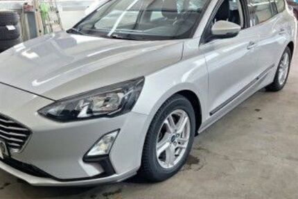 Ford Focus 81.500 km 11.900 &euro; Mainz-Kostheim 55246