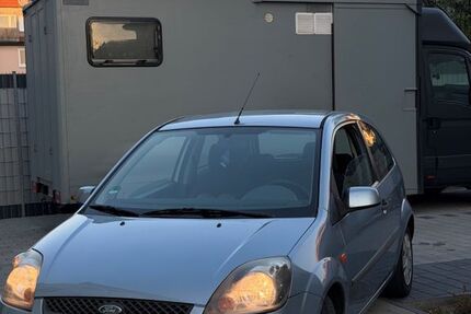 Ford Fiesta 218.000 km 1.449 &euro; Kelsterbach 65428