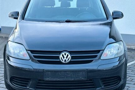 VW Golf 152.000 km 4.800 &euro; Mainz-Kastel 55252