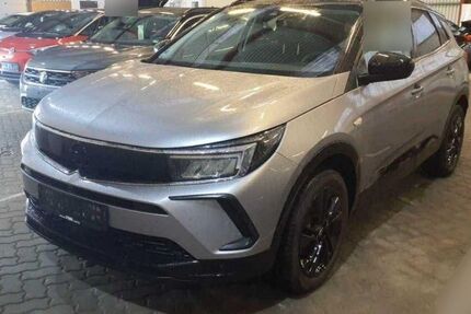 Opel Grandland (X) 65.757 km 18.780 &euro; Rüsselsheim 65428