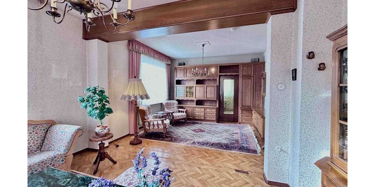 Haus zum Kaufen in Kelsterbach 477.000 € 132 m² 7 zimmer