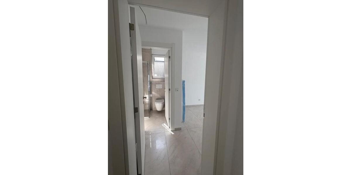 Erdgeschoßwohnung Wiesbaden Mainz-Amöneburg - 4 Zimmer, 95 m&sup2;, 1.900&euro; | Angebot:26195939