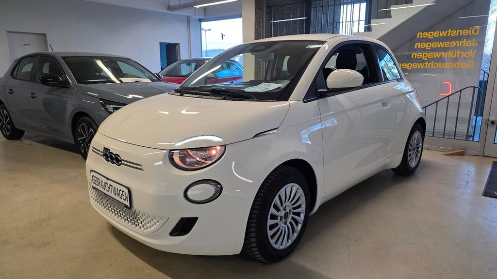 Fiat 500e 6.790 km 20.990 &euro; Mainz 55120