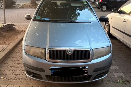 Skoda Fabia 334.000 km 1.350 &euro; Mainz 55118