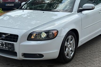 Volvo C70 135.000 km 8.798 € Rüsselsheim 65428