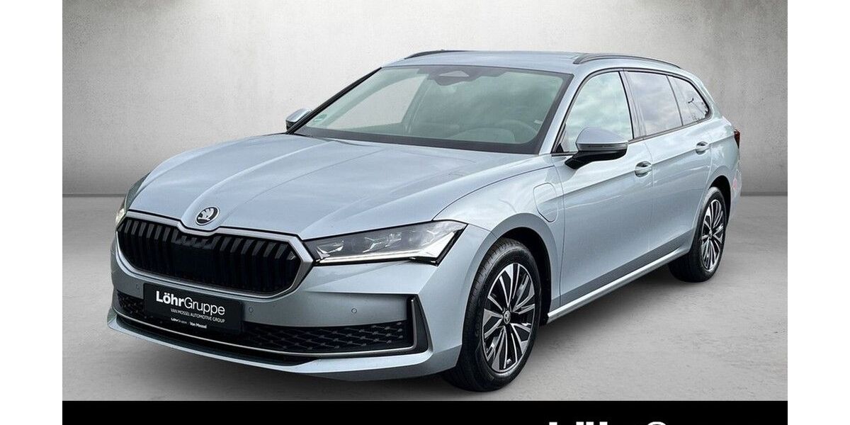 Skoda Superb 9.999 km 39.990 &euro; Mainz 55120
