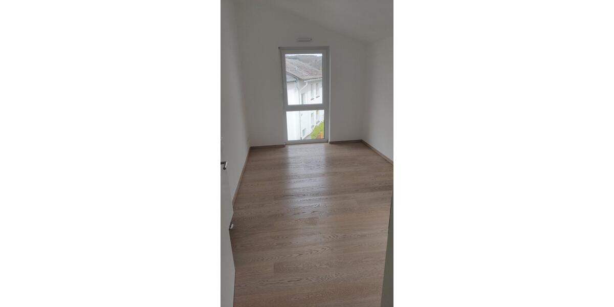 Reihenhaus Bad Schwalbach - 5 Zimmer, 130 m&sup2;, 1.430&euro; | Angebot:24550151