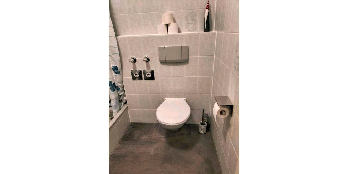 Etagenwohnung Idstein - 2 Zimmer, 64 m&sup2;, 700&euro; | Angebot:26680399