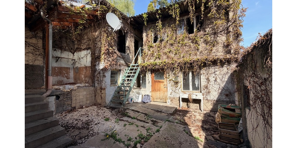 ***Sanierungsobjekt mit großem Potenzial in Mainz-Finthen, flexible Nutzungsmöglichkeiten*** - Einfamilienhaus Mainz Finthen | Angebot:26262022