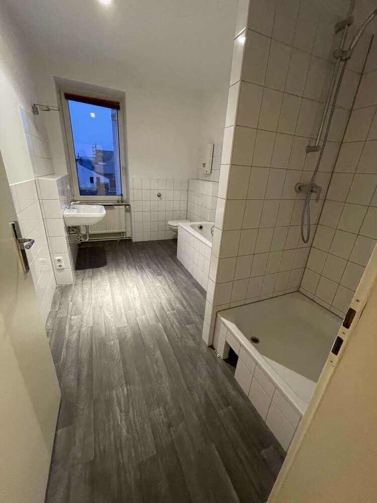 Wohnung zum Mieten in Wiesbaden 700 € 64 m²
